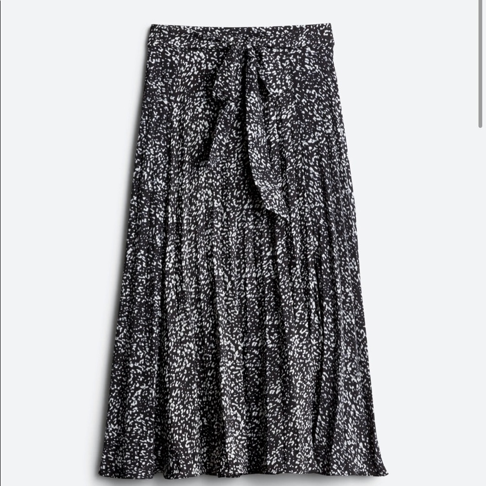 Saige pleated midi skirt with tie waist and slit